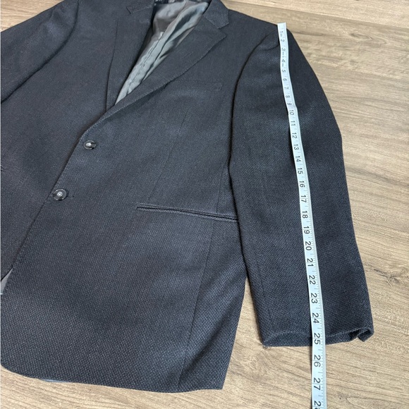 Calvin Klein Men’s 100% Wool 2 Button Fashion Blazer Gray 46R - Picture 8 of 8